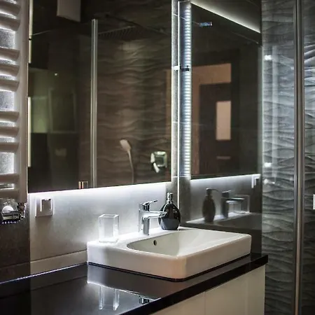 Tp Apartment